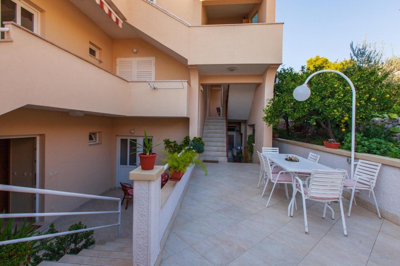 Vila Nives Podgora Dış mekan fotoğraf