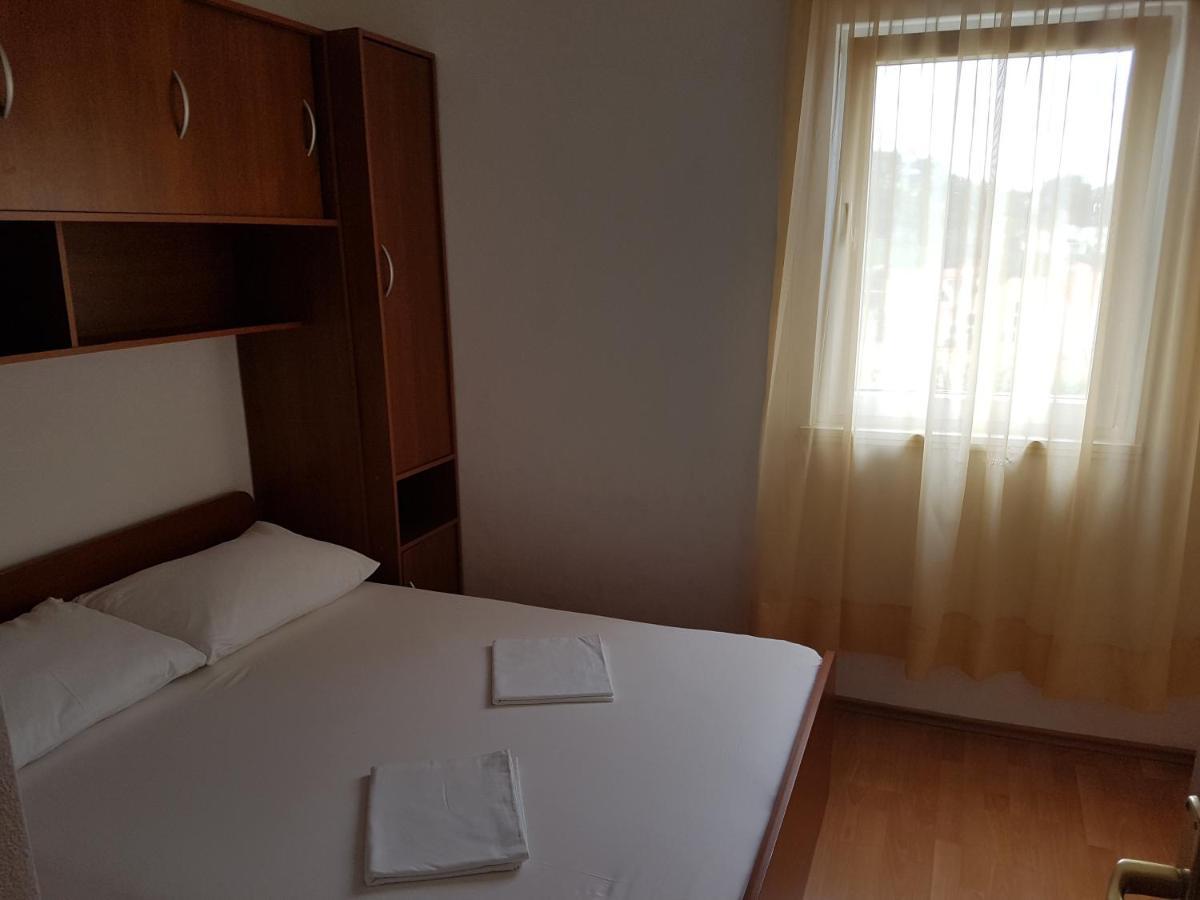 Vila Nives Podgora Dış mekan fotoğraf